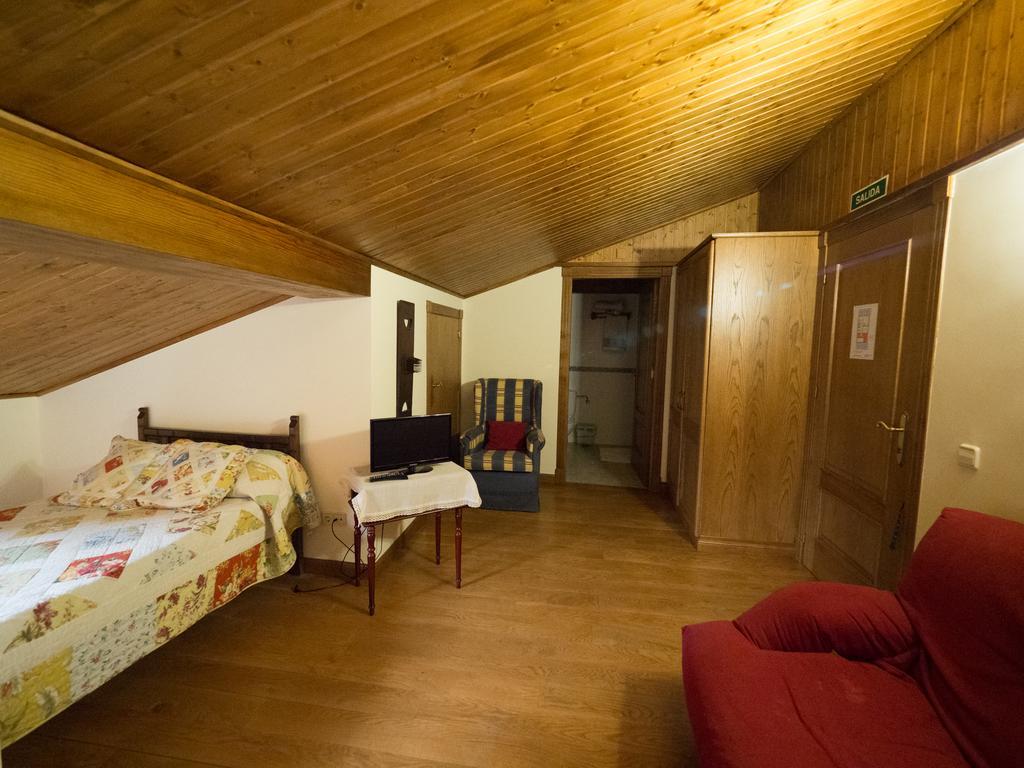 Casa Rural Martxoenea Landetxea Hotel Arruazu Екстериор снимка